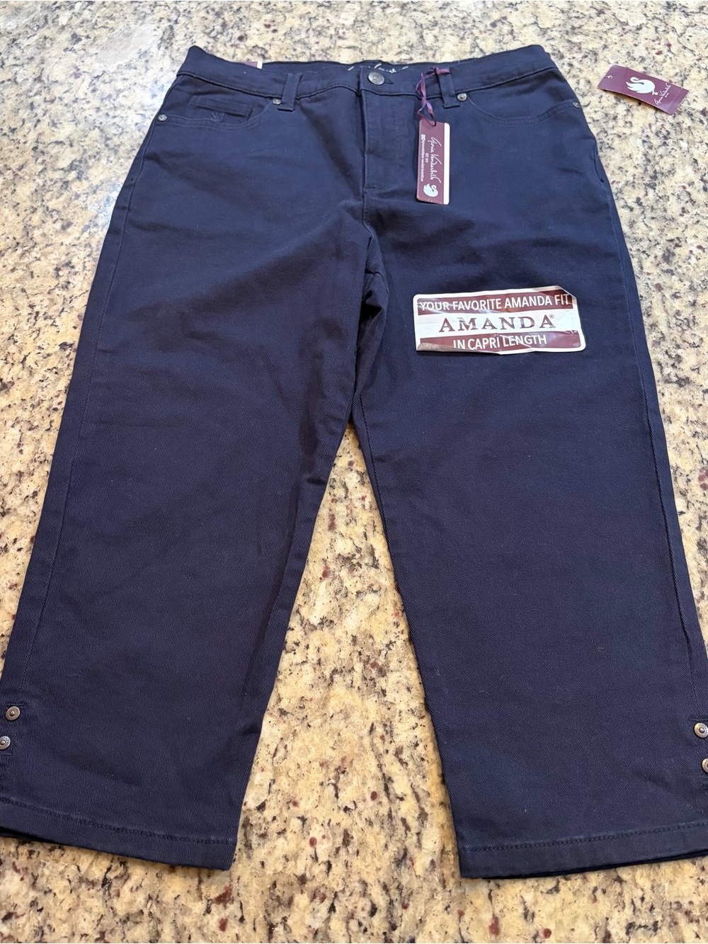 Gloria Vanderbilt Navy Amanda Capri Pants